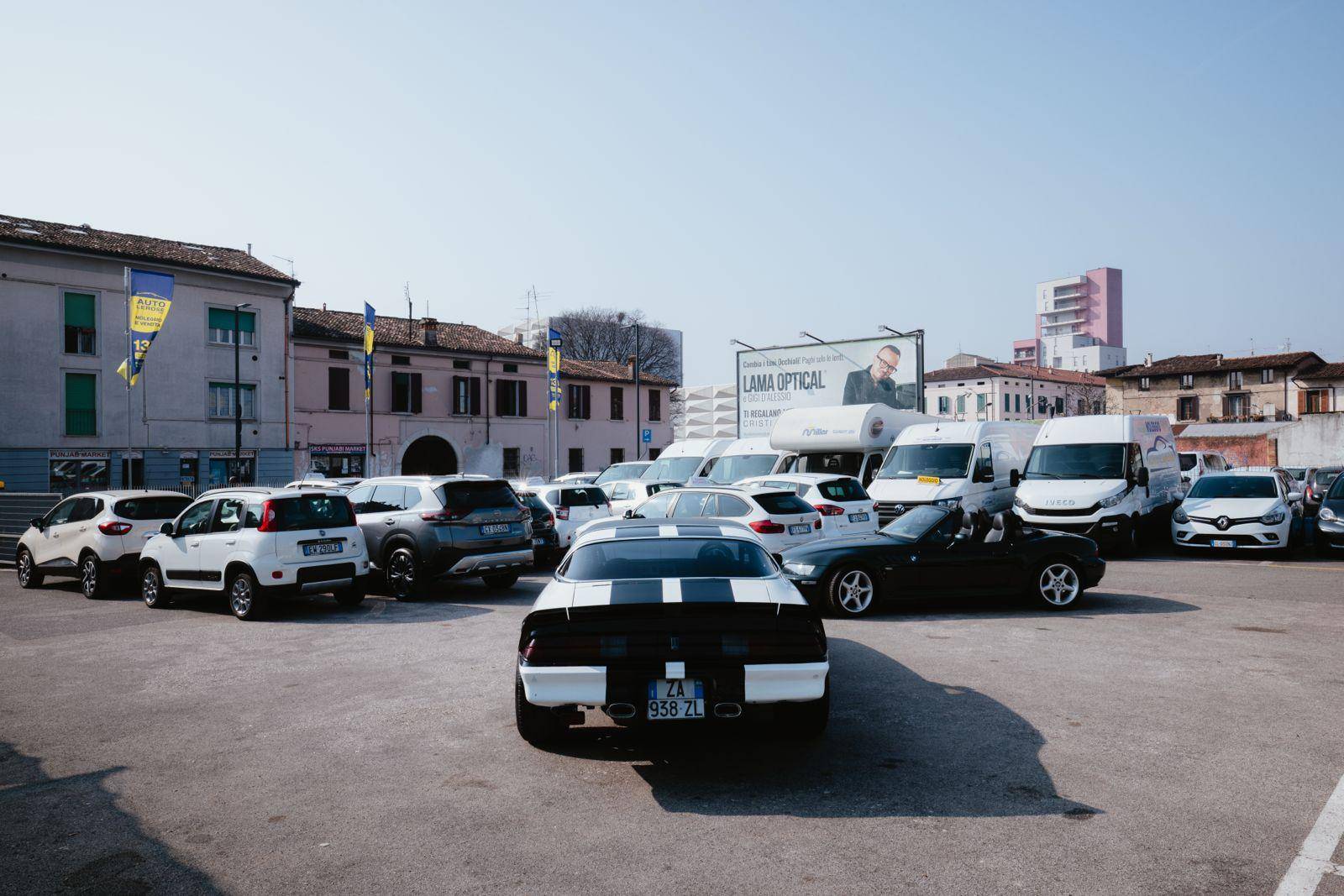 Cerca la tua *prossima* auto