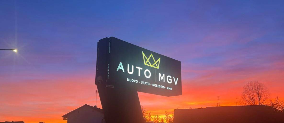 AUTO MGV