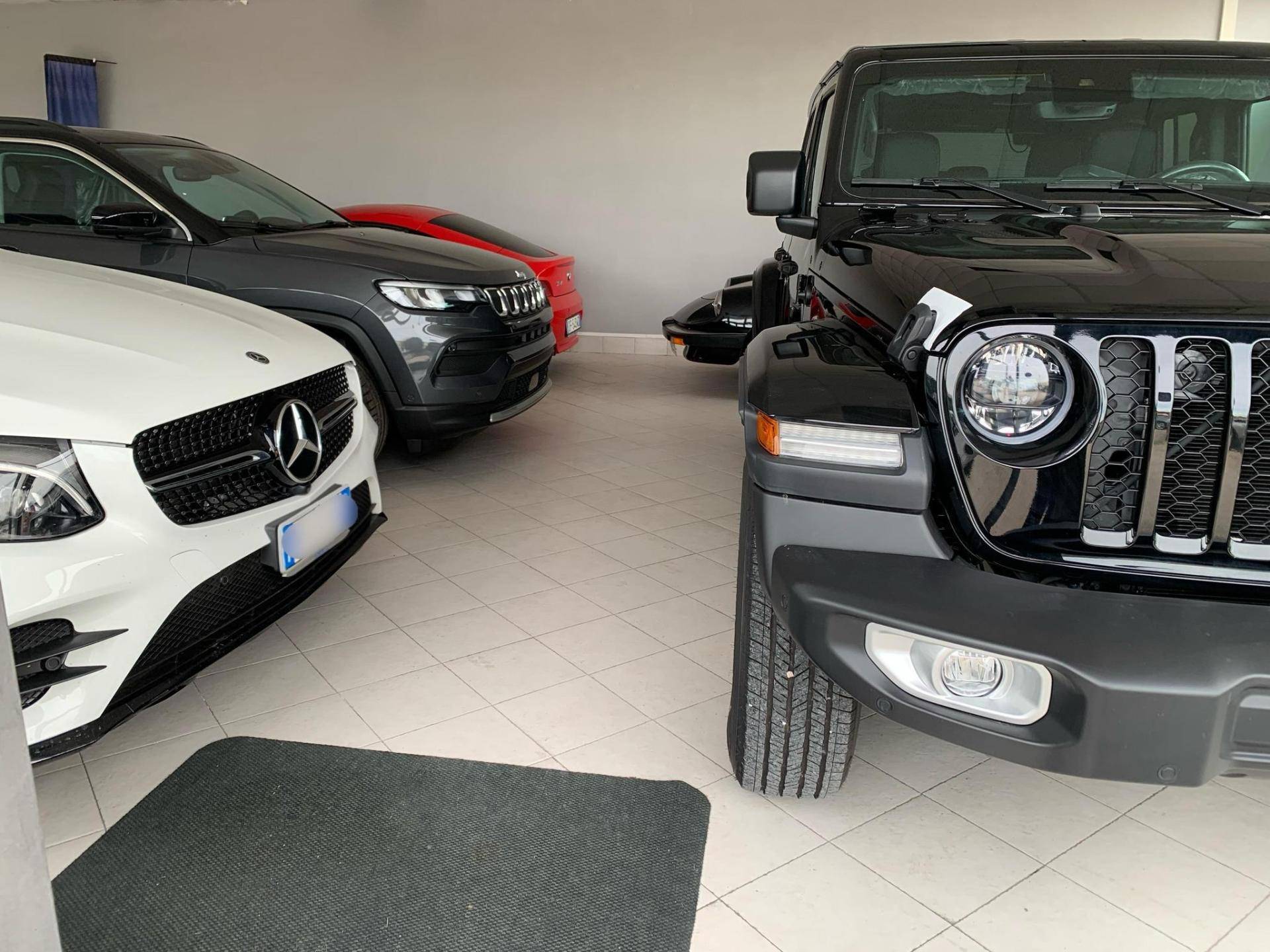AUTOCENERI DI SCOTTO DI CLEMENTE MARIA & C. S.A.S.