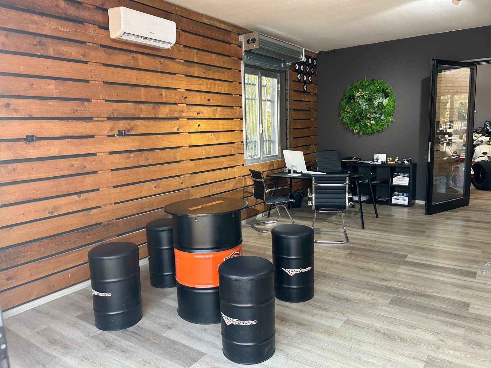 DIFFERENT GARAGE SRL
