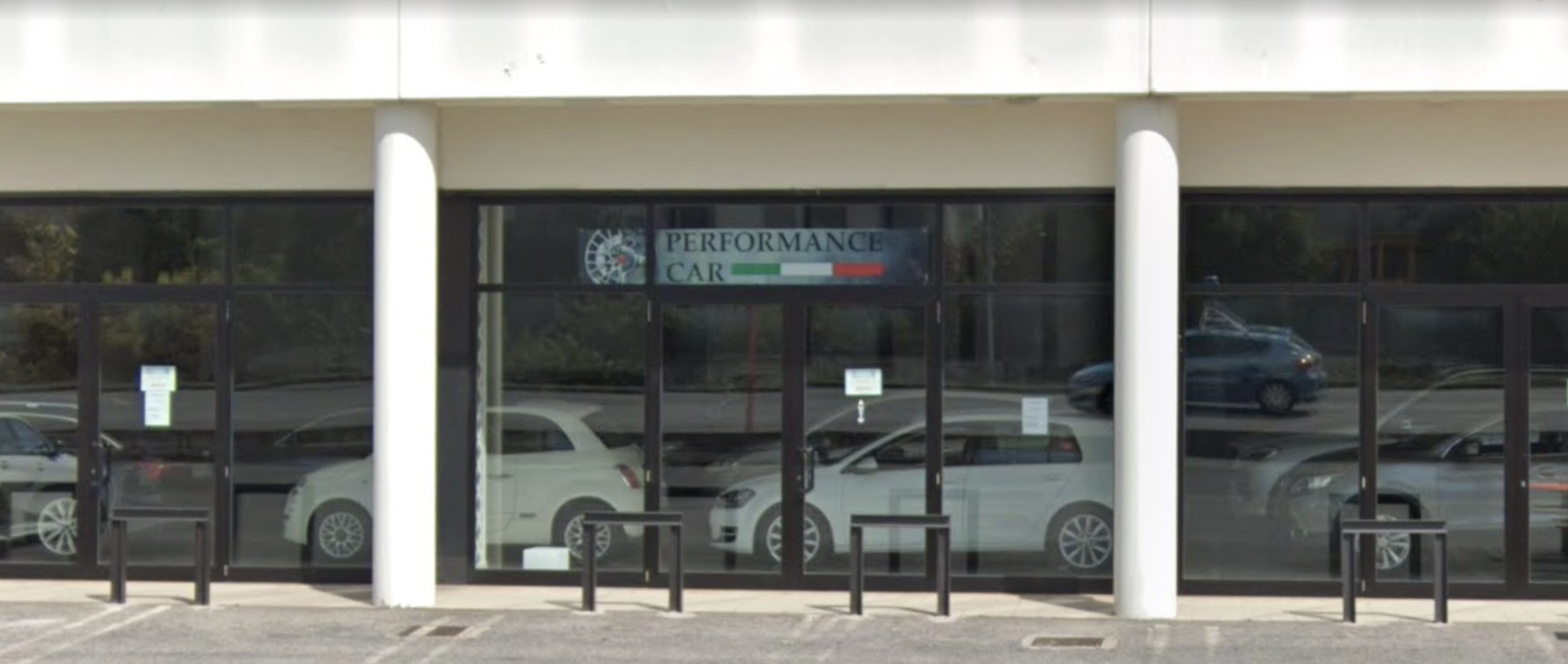 PERFORMANCE CARS SRL