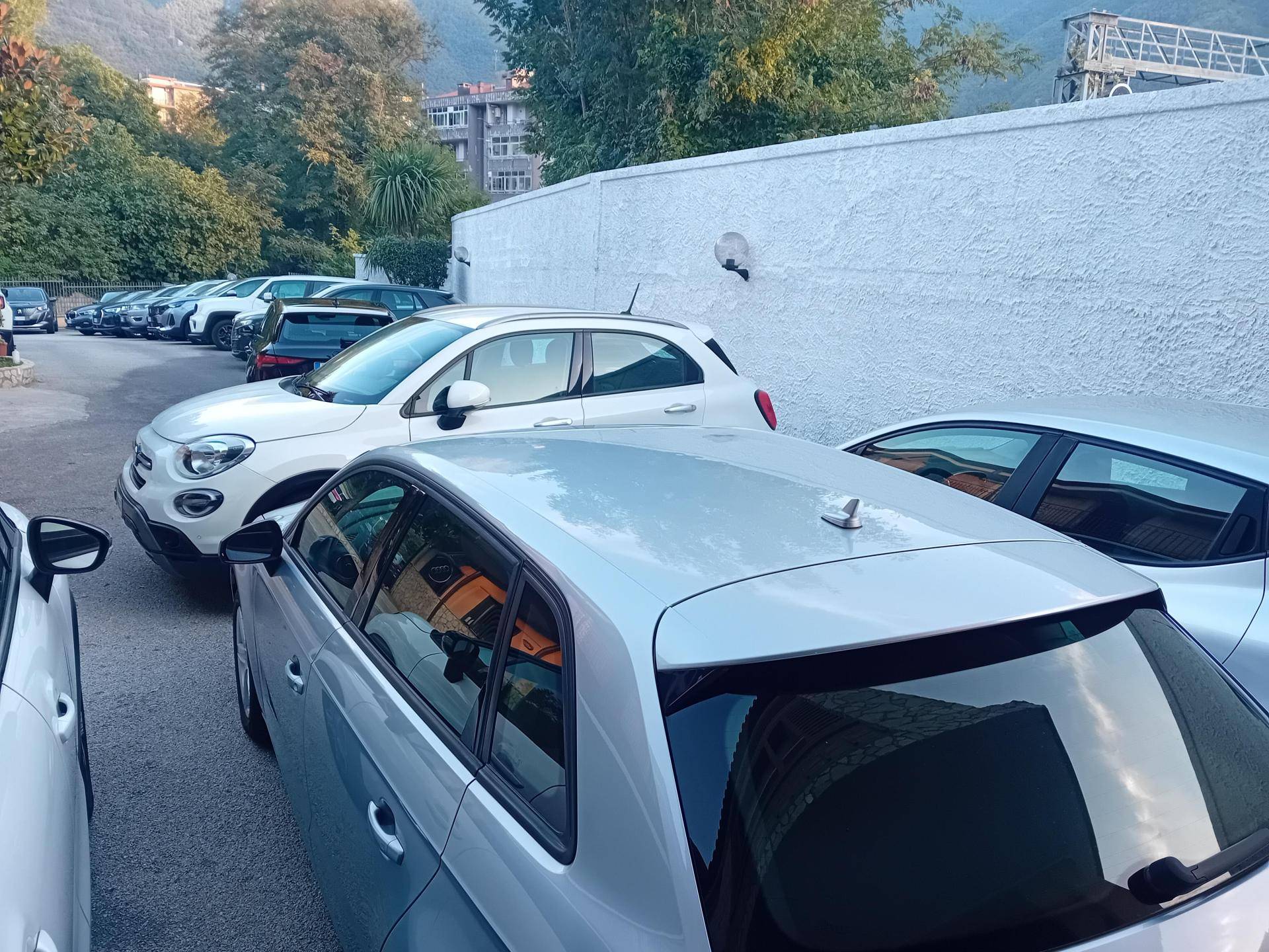 AZ AUTO DI CUCCINIELLO LUIGI