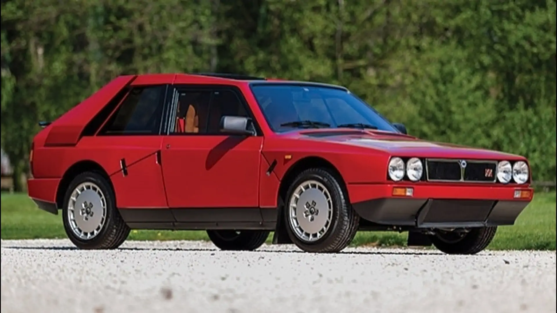 Lancia Delta S4