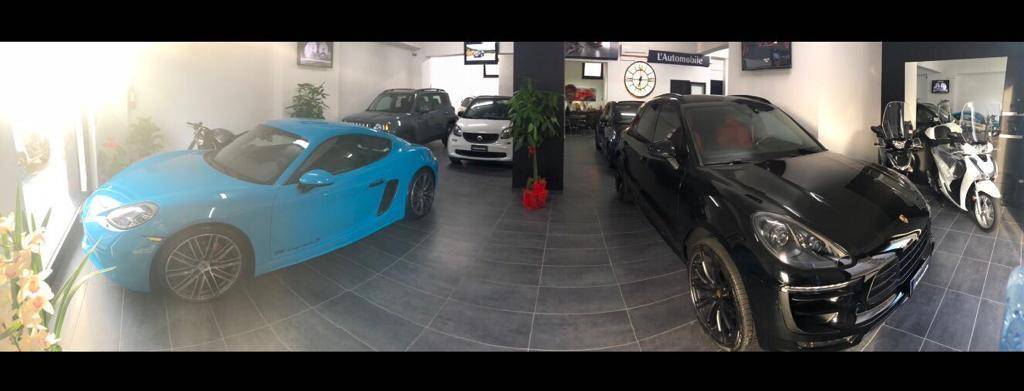 L'AUTOMOBILE SRL S