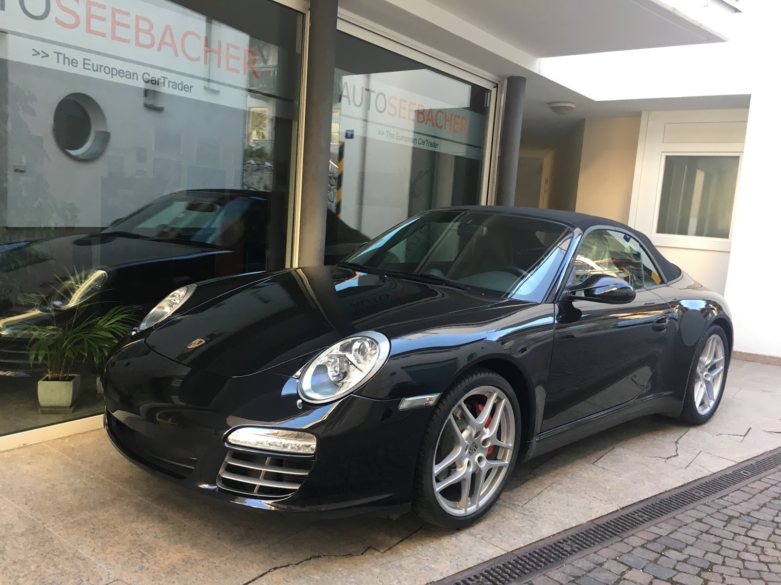 AUTO SEEBACHER & Co. SAS
