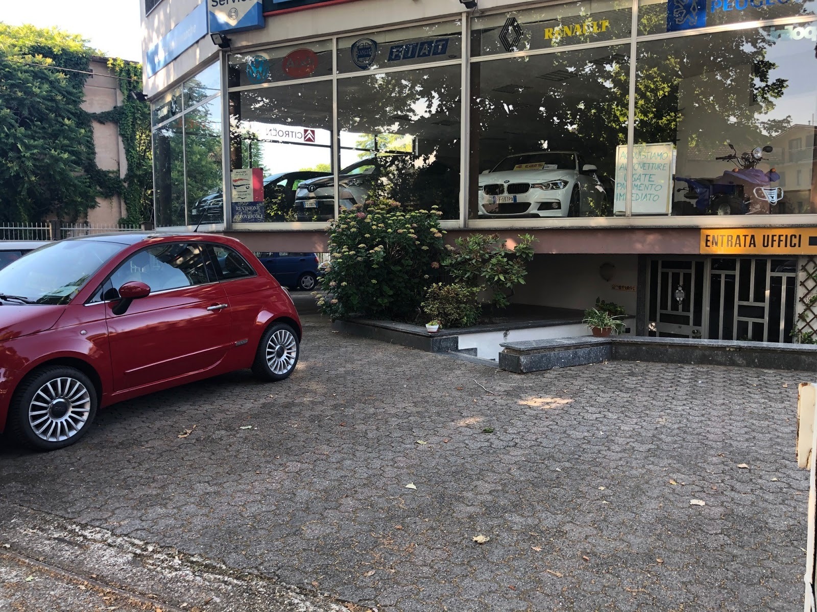 4 CARS SRL