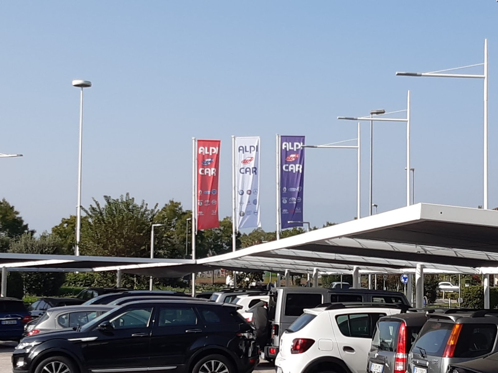 AUTOSALONE ALPICAR