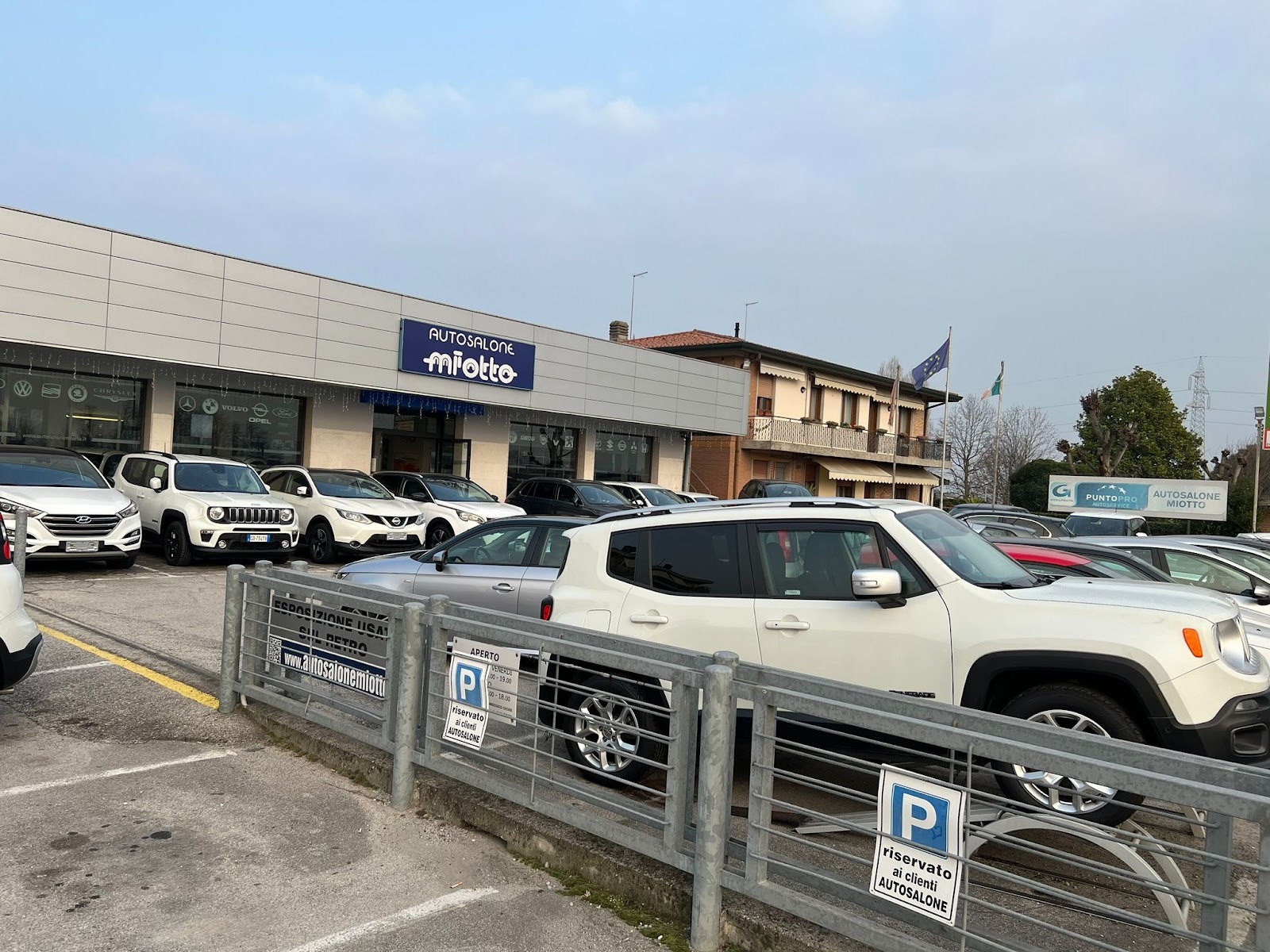 AUTOSALONE MIOTTO