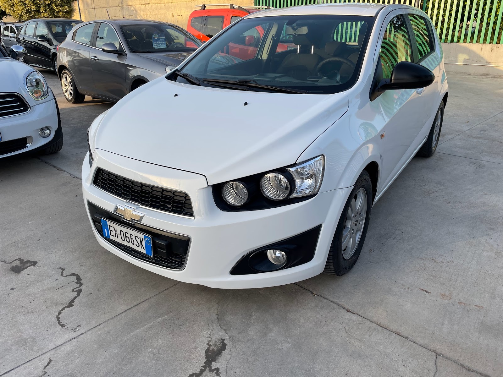 SEQUINO CAR