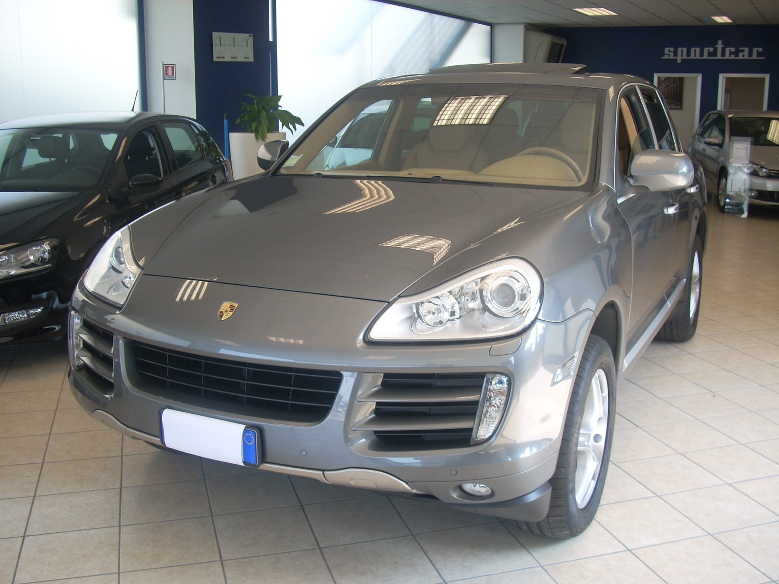 SPORT CAR