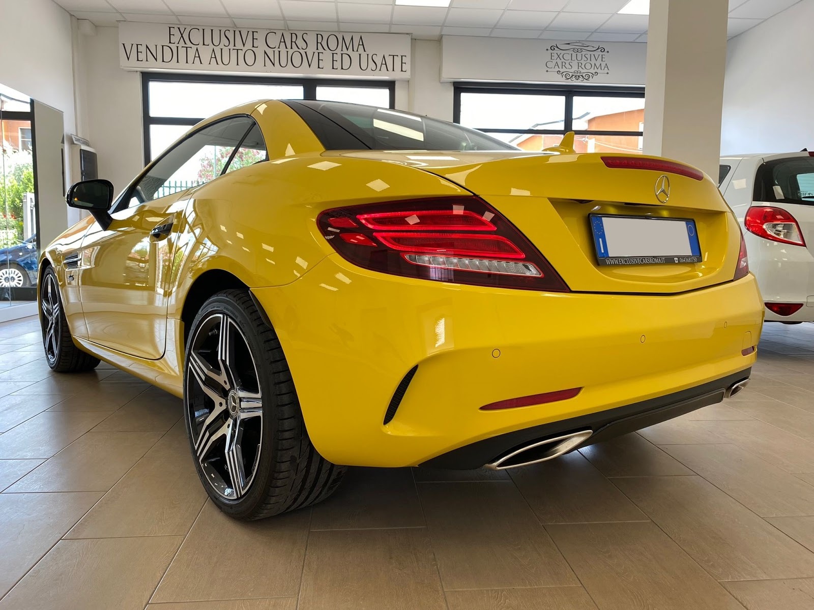 EXCLUSIVE CARS ROMA