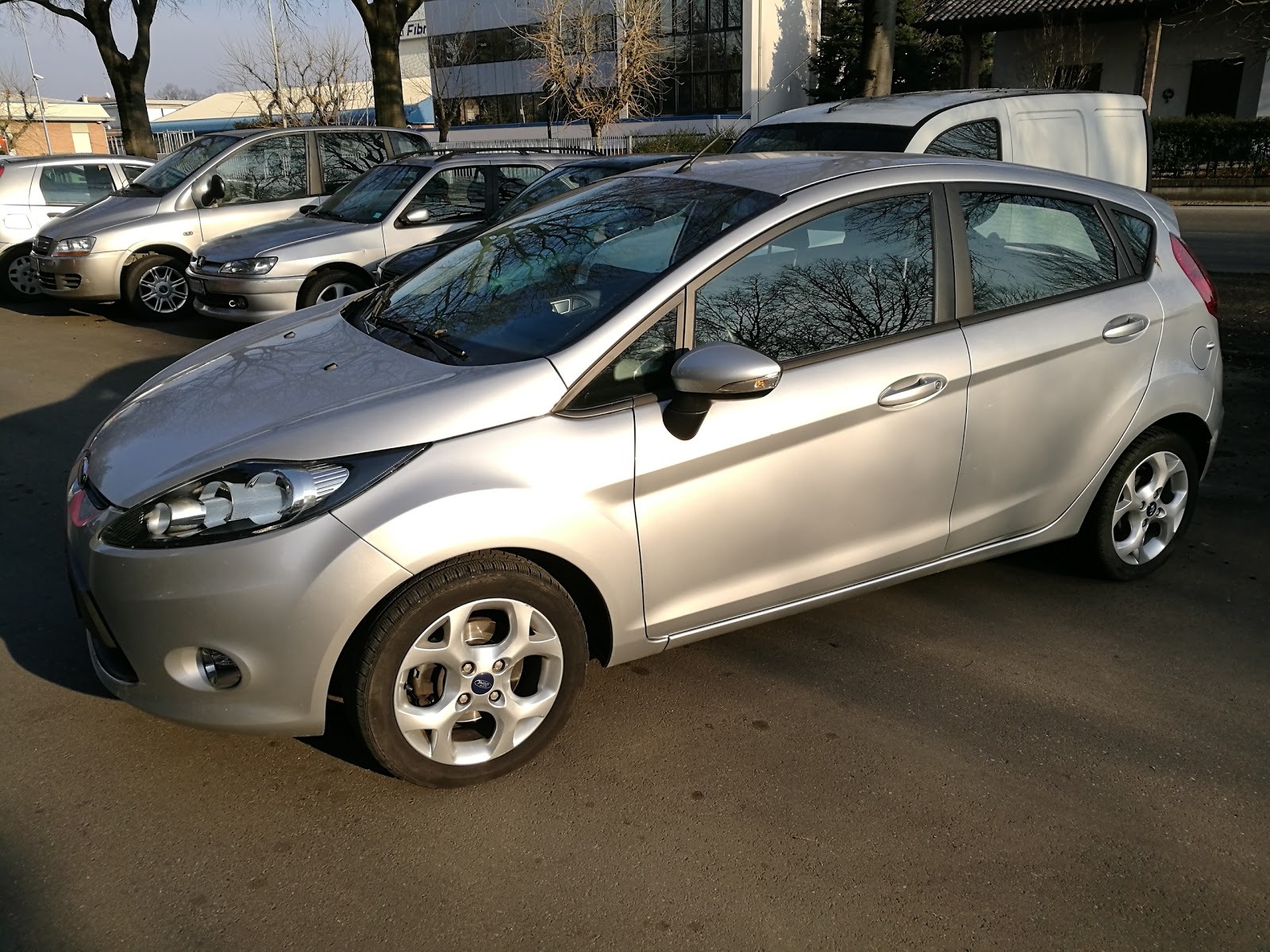 AUTOSALONE BERTOZZI