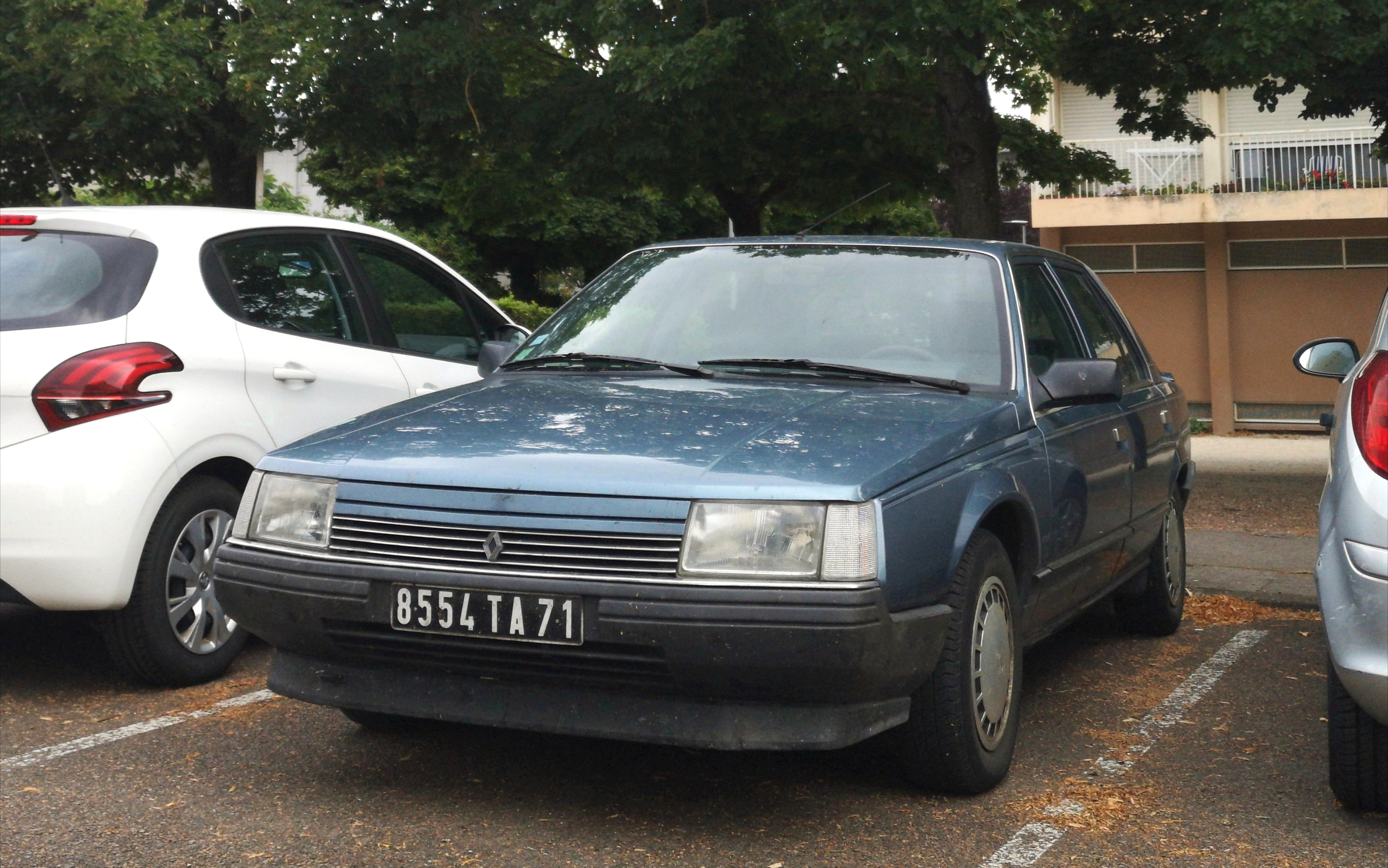 Renault 25