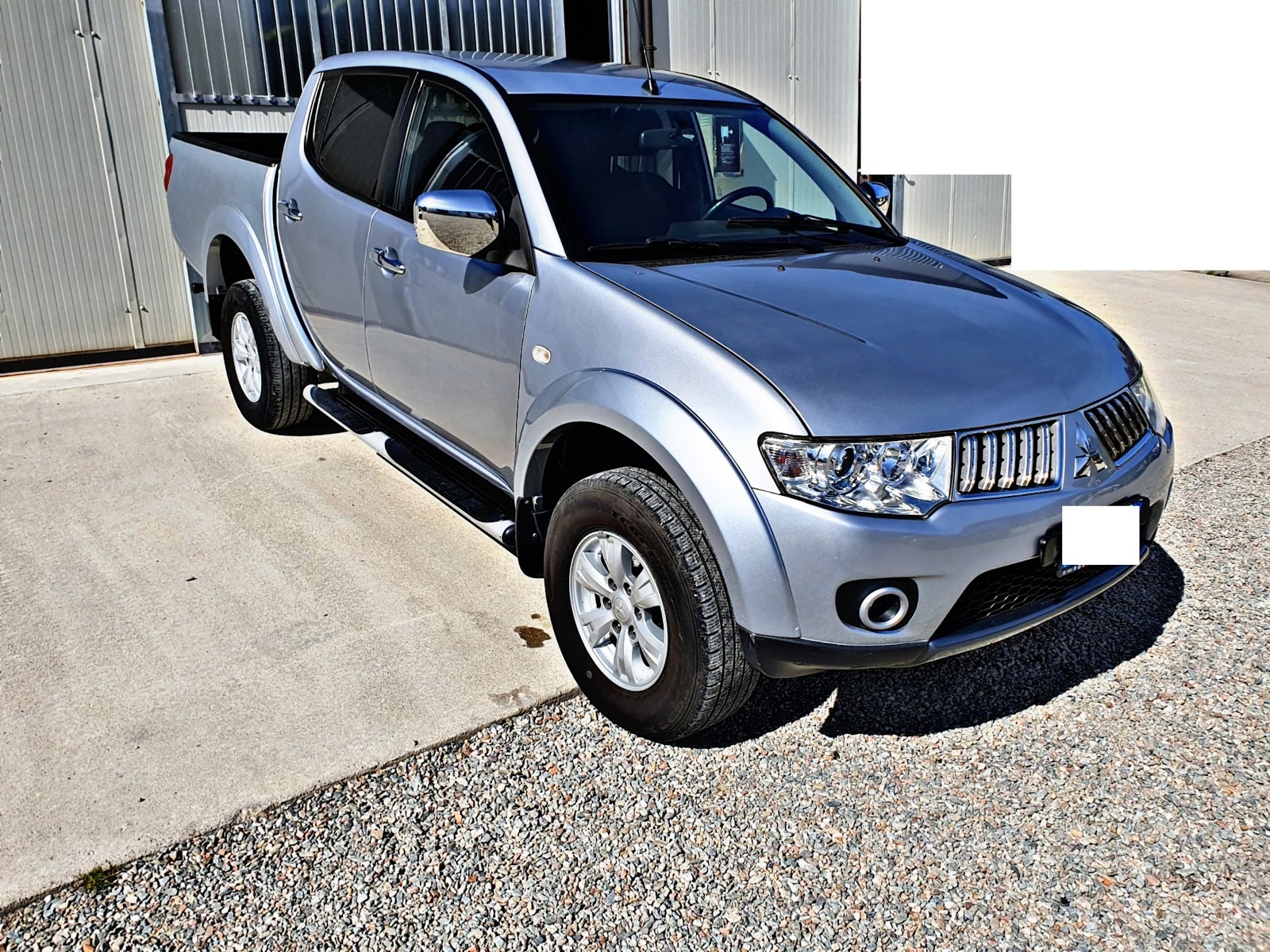 M.C.I AUTO
