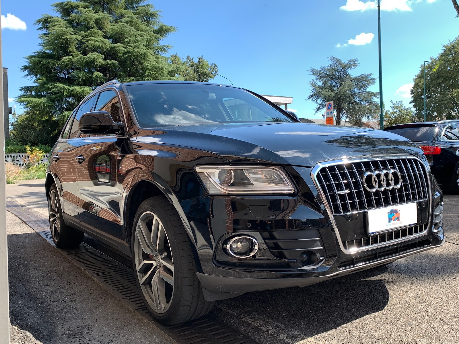 M-M MOTORS - MILANO EST