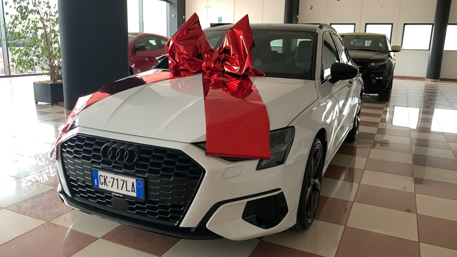 AUTOMOBILI LOVISETTO