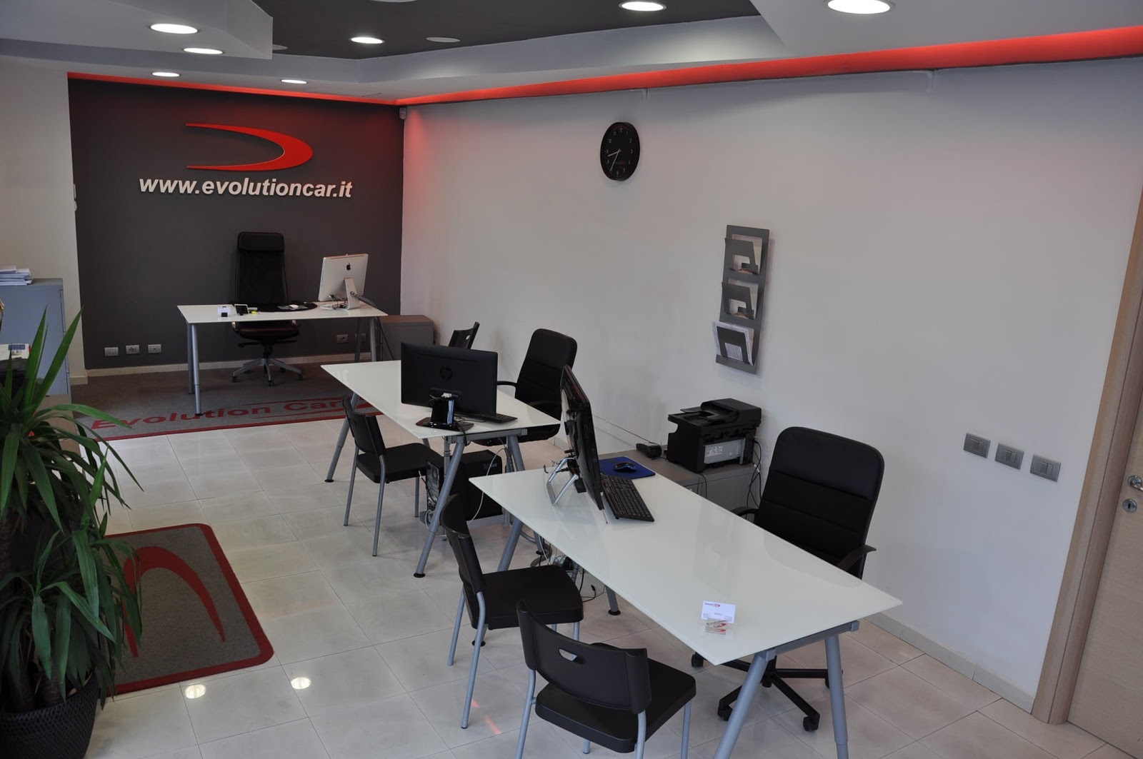 EVOLUTION CAR GROUP SRL