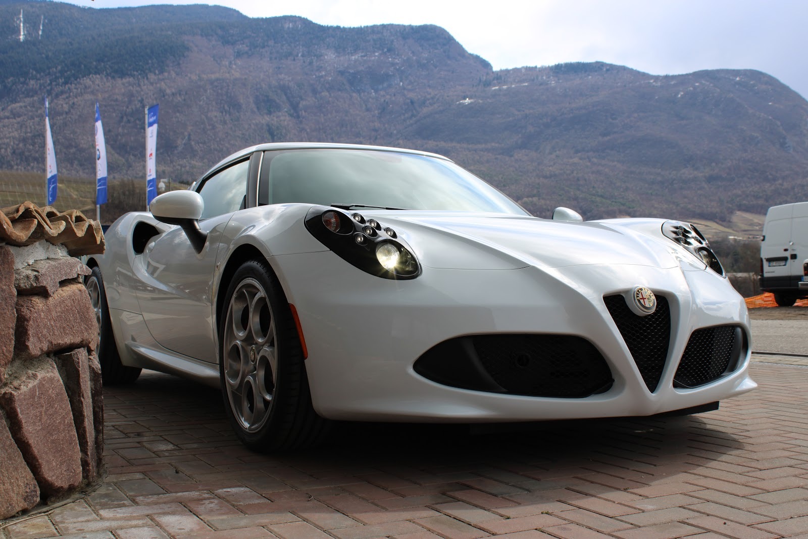 INTERCARS SRL