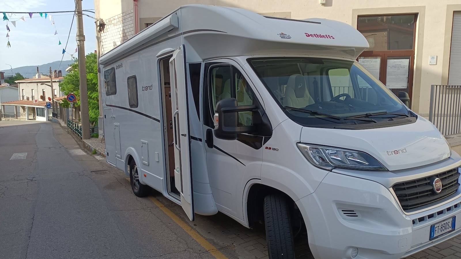 CAMPERIS