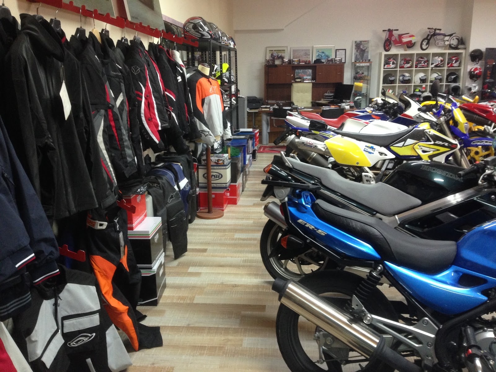MOTO IN VETRINA - AREZZO