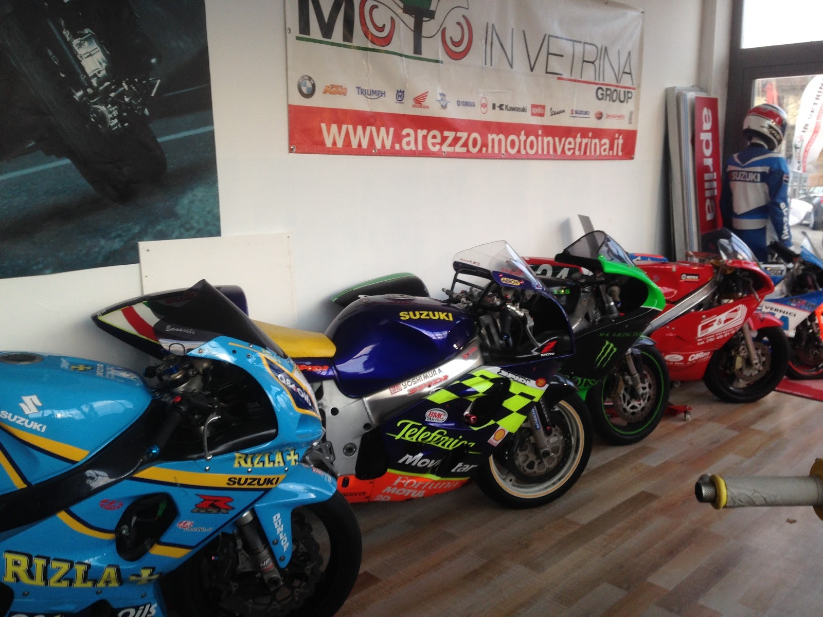MOTO IN VETRINA - AREZZO