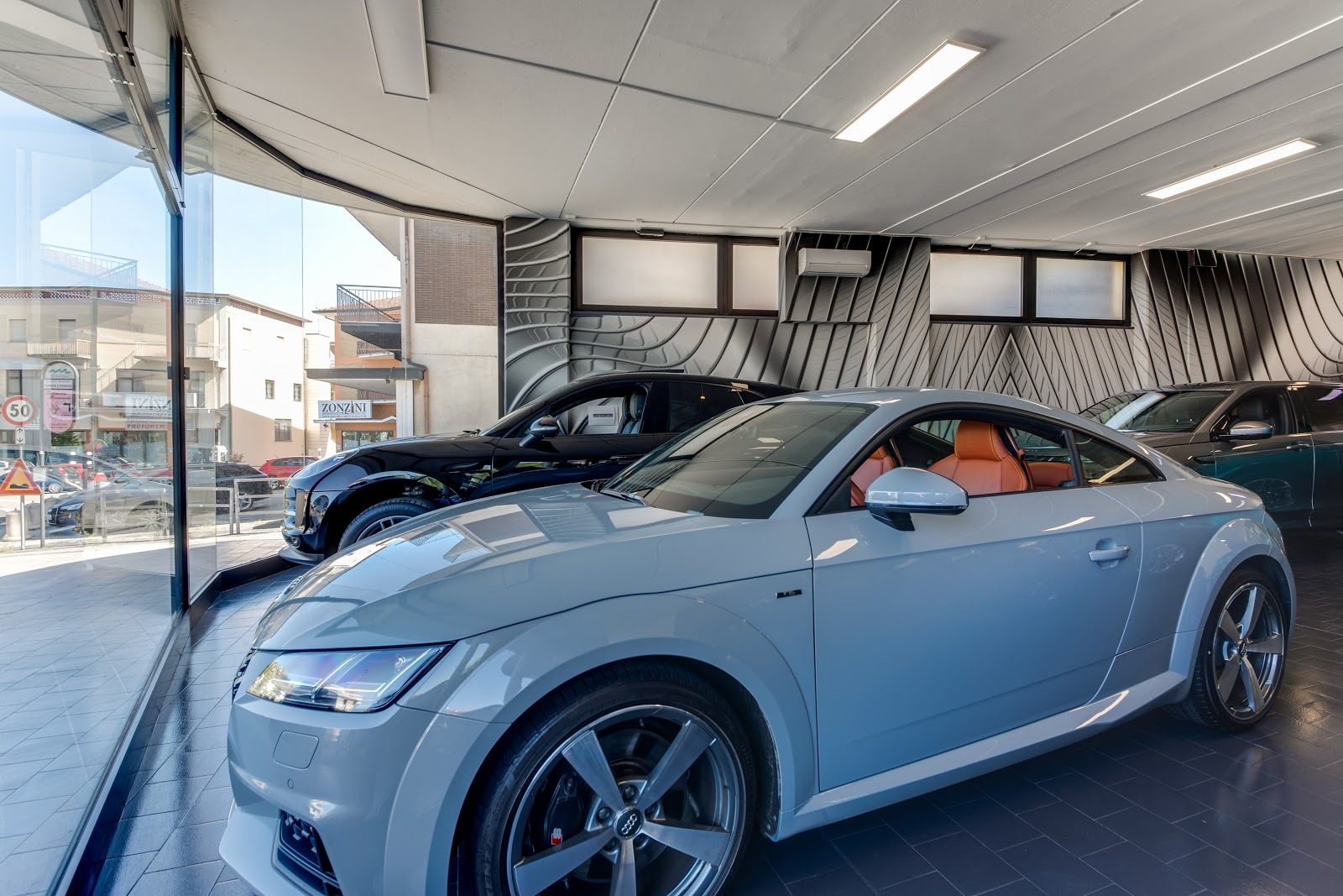 SUPERCAR.SM SRL