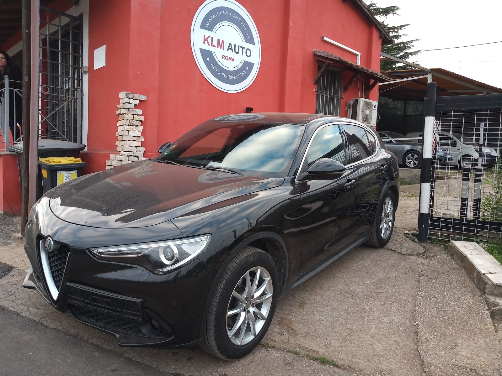KLM AUTO SRL